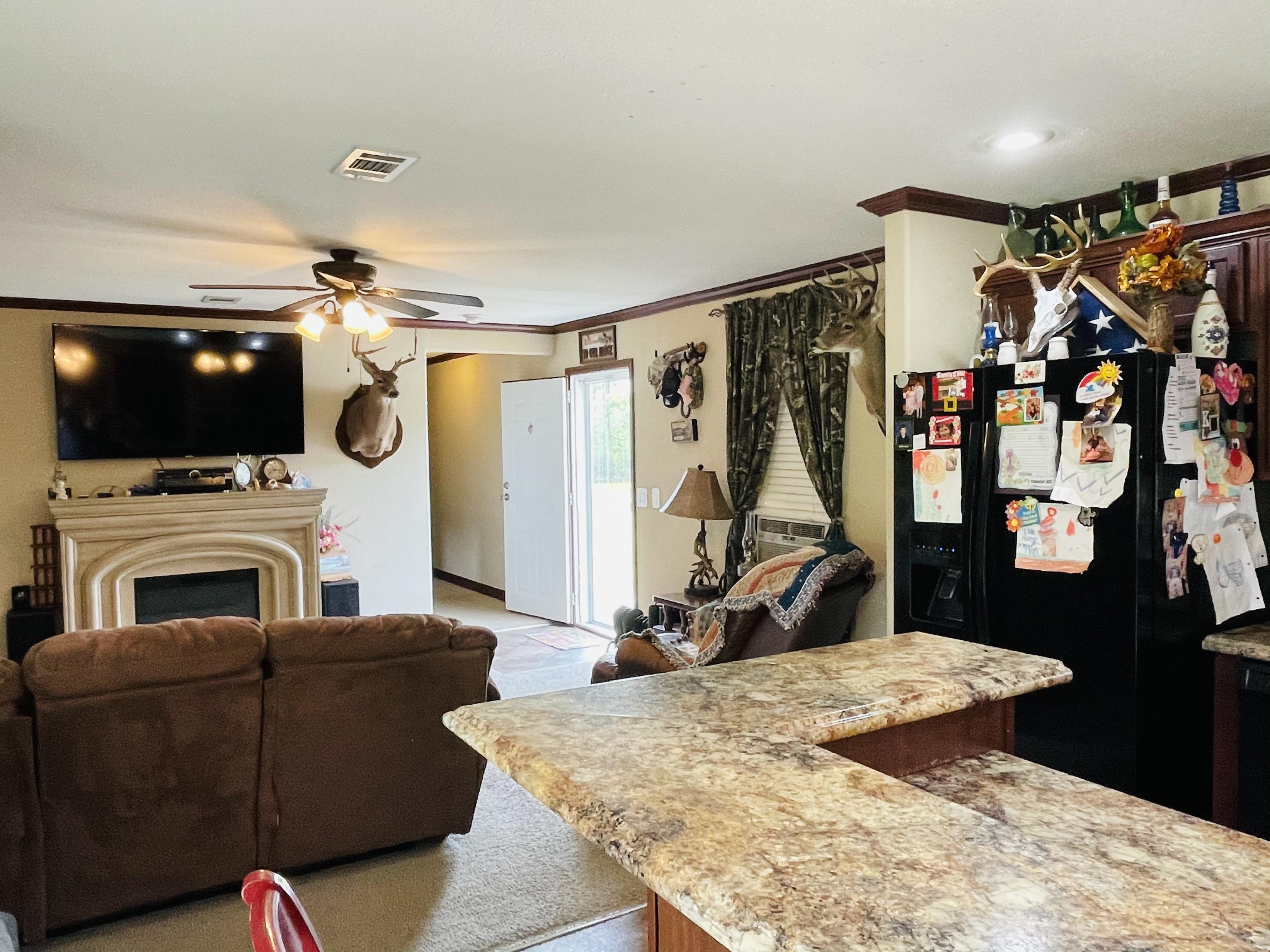 6080 Hans Road Moss Point, MS 39562 - Photo 12 of 24 DF5DEFD7-92BE-48F4-9C53-A39A0154B1AA