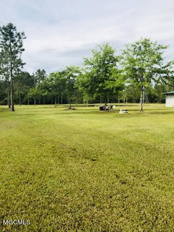 6080 Hans Road Moss Point, MS 39562 - Photo 3 of 24 F8B1BC16-6366-4EB6-AFE0-33E39B8AA9D3