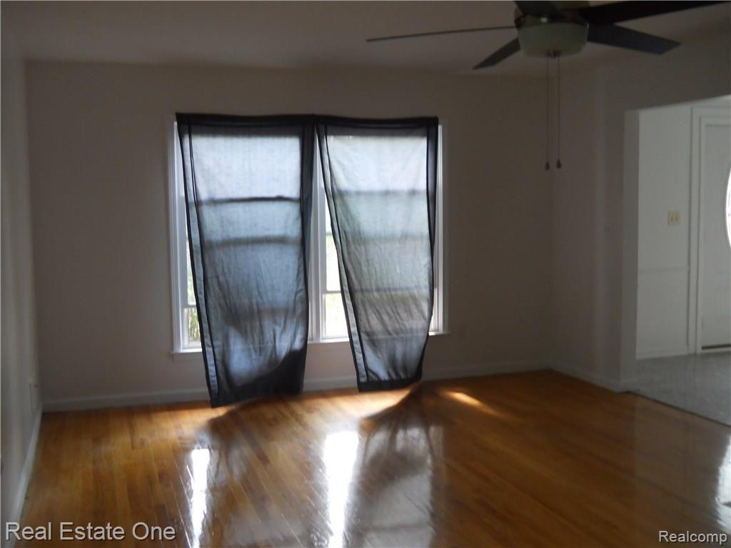 28200 Bell Road Southfield, MI 48034 - Photo 4 of 24 184.JPG