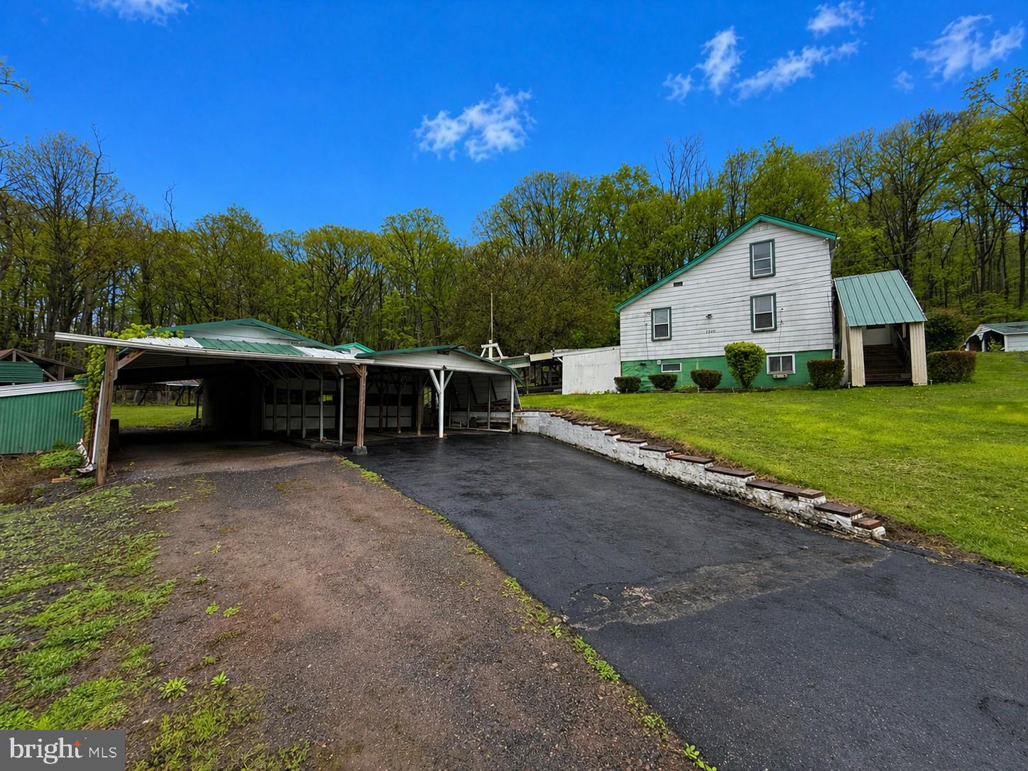 12600 Vale Summit Road Southwest Frostburg, MD 21532 - Photo 2 of 22