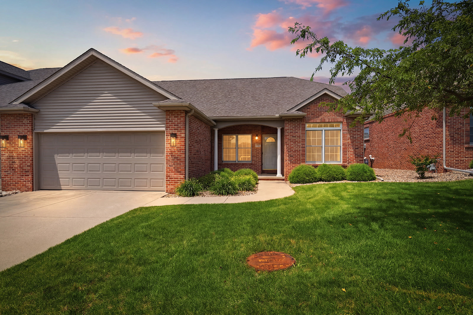 5 Spring Ridge Circle Bloomington, IL 61704 - Photo 1 of 36