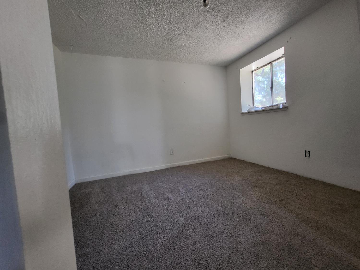 2620 Darwin Street Sacramento, CA 95821 - Photo 15 of 62