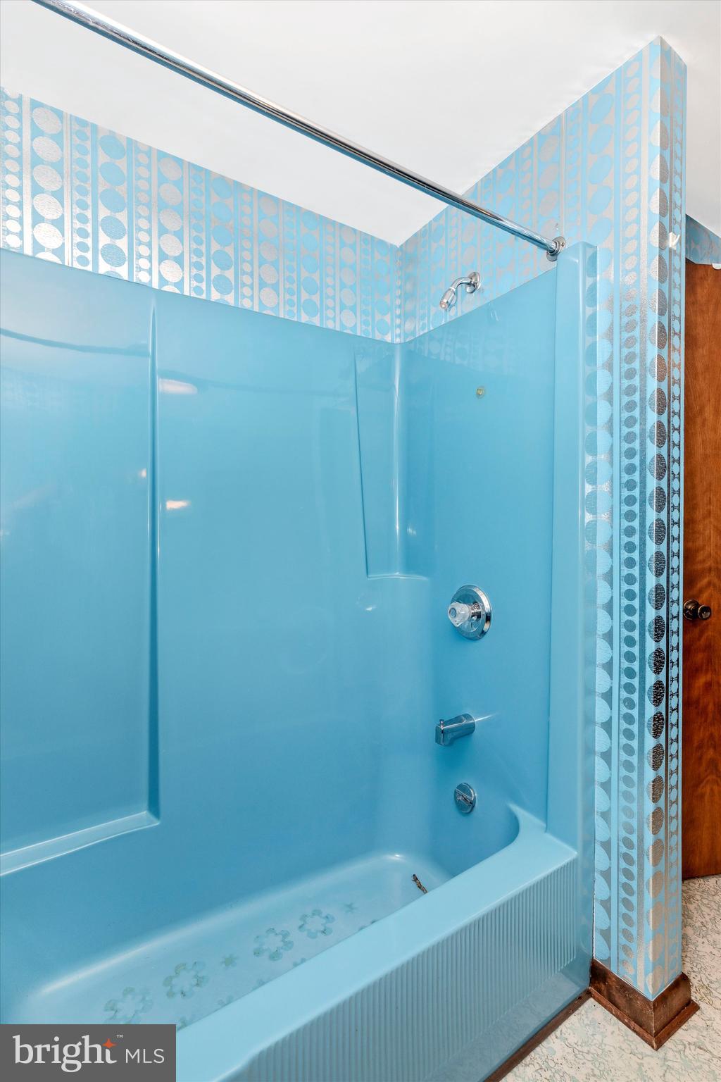 136 Union Road Coatesville, PA 19320 - Photo 49 of 71 hall bath shower