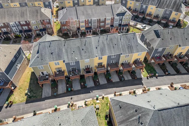 a view of multiple house