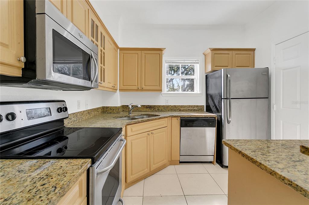 3551 Conroy Road, Unit 122 Orlando, FL 32839 - Photo 3 of 29