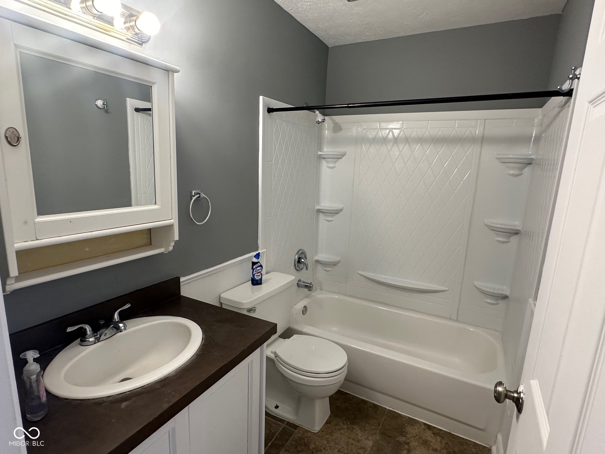 7890 Benjamin Drive Lawrence, IN 46226 - Photo 9 of 14