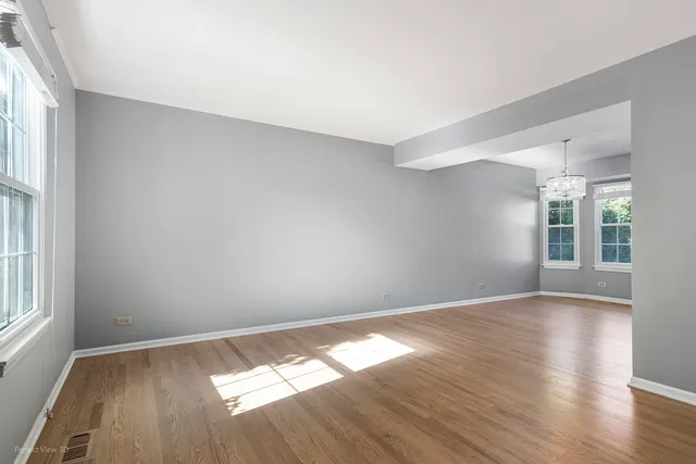 $443,000 | 3290 Johnsbury Court, Aurora, IL 60504