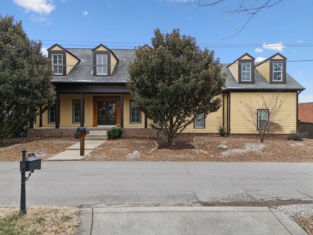 $1,400,000 | 902 Evans Street, Franklin, TN 37064