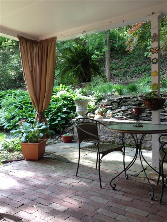 924 Roland Road Pittsburgh, PA 15221 - Photo 21 of 23 Gallery Image 21