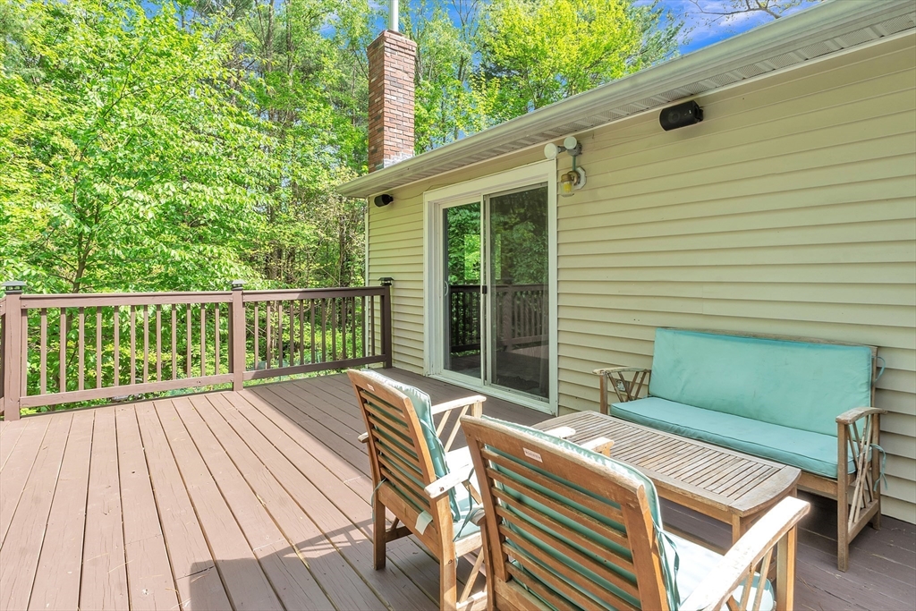 10 Vinton Road Sturbridge, MA 01566 - Photo 27 of 33