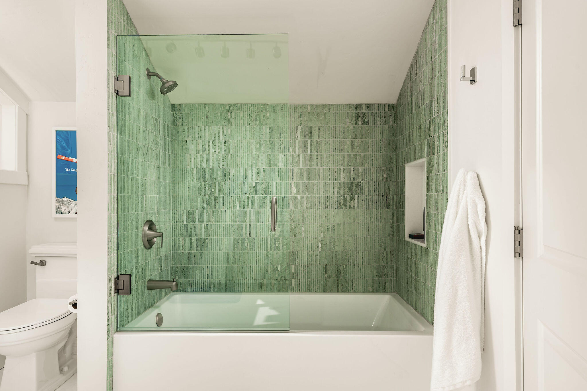 145 Butterfly Lane Montecito, CA 93108 - Photo 24 of 58 JG-145Butterefly-newinterior2-20