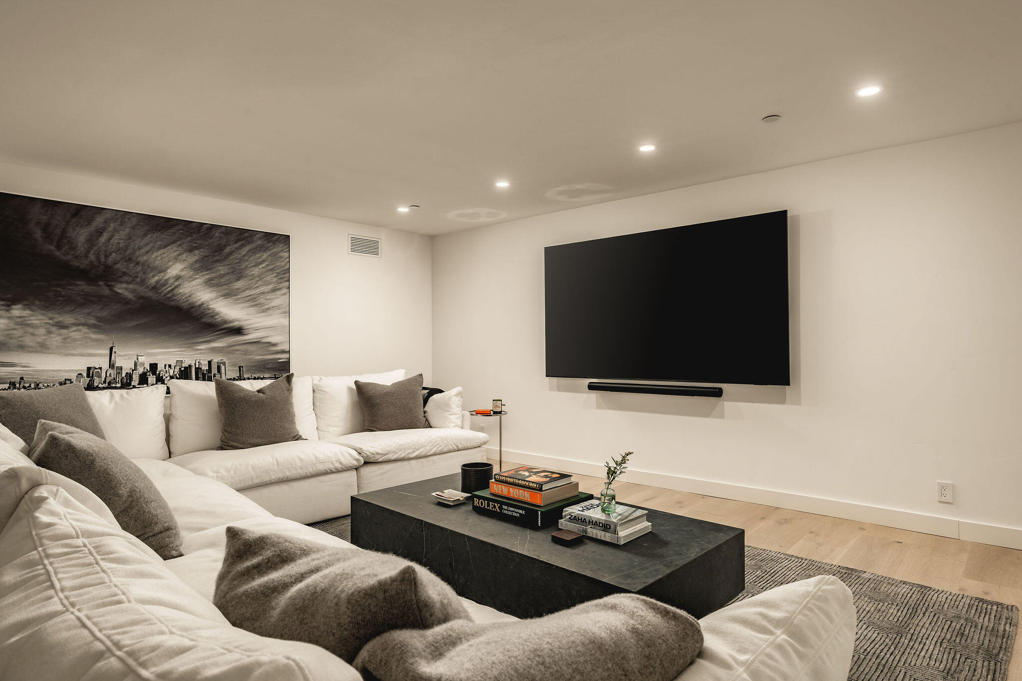 145 Butterfly Lane Montecito, CA 93108 - Photo 31 of 58 JG-145Butterefly-newinterior2-28