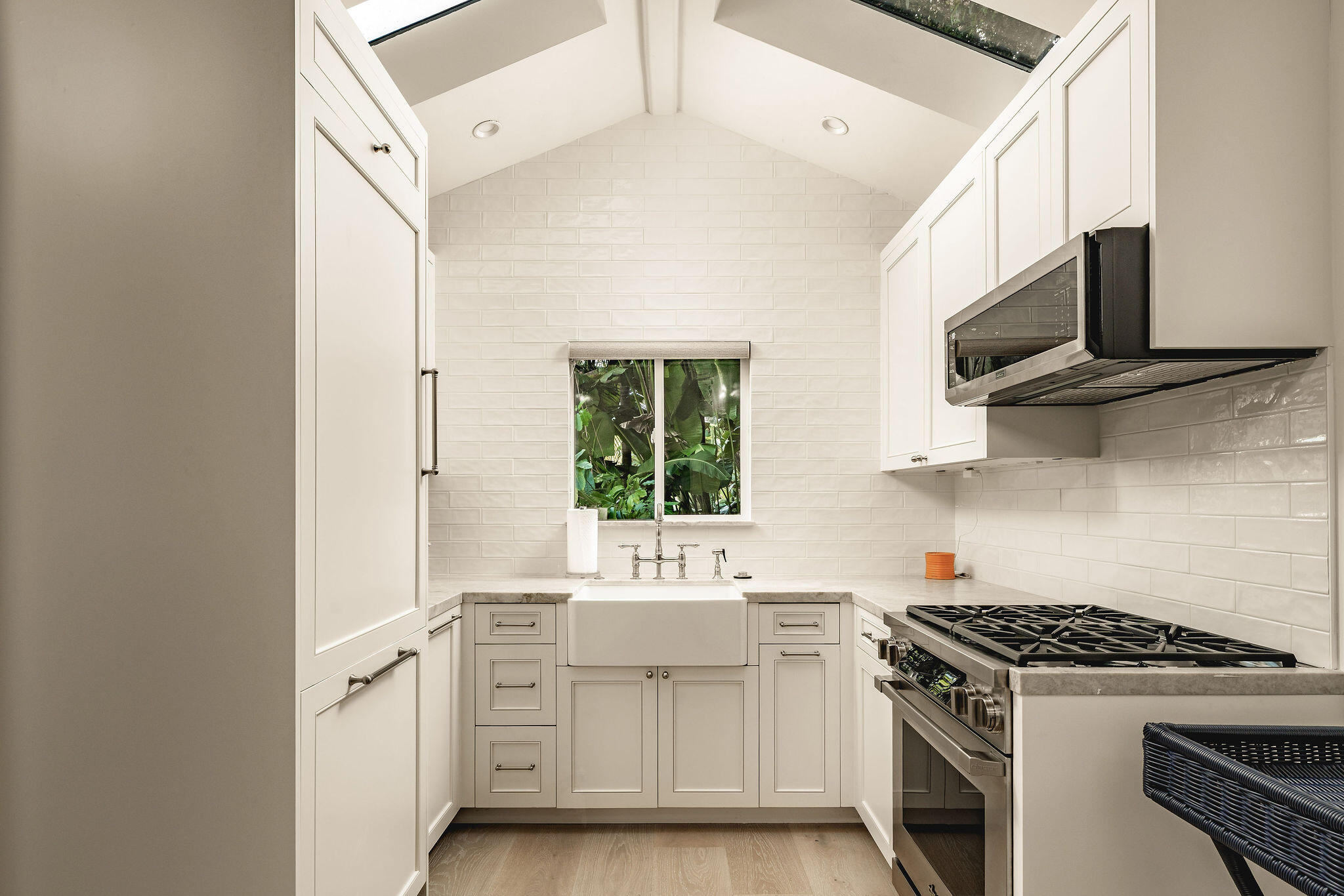 145 Butterfly Lane Montecito, CA 93108 - Photo 40 of 58 JG-145Butterefly-newinterior2-36