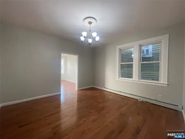 $2,400 | 51 Wilson Avenue, Unit 1L, Kearny, NJ 07032