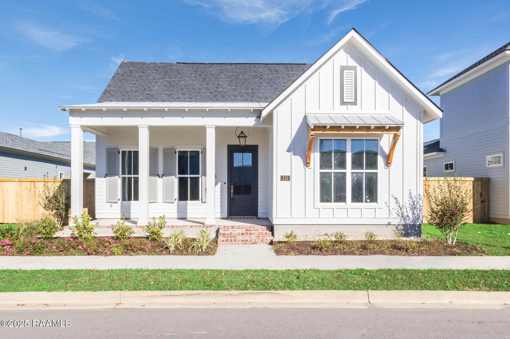 1-web-or-mls-113 Appleton Lane-1