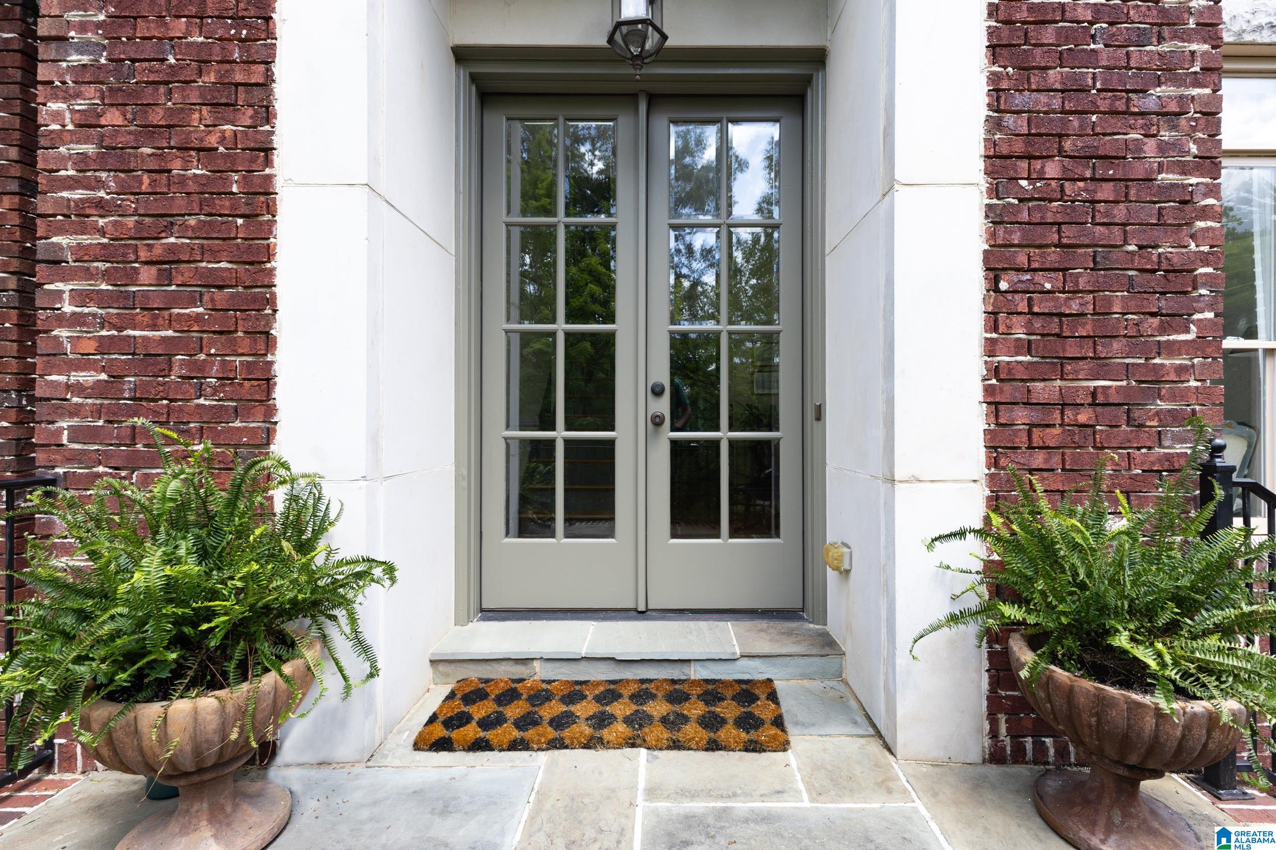1716 Saulter Road Homewood, AL 35209 - Photo 4 of 57
