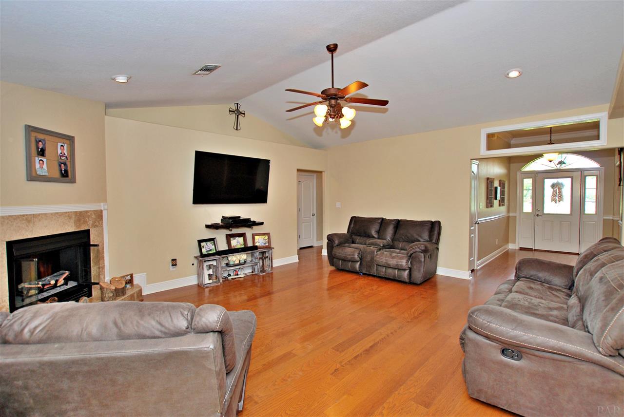 2275 Farm Road Jay, FL 32565 - Photo 9 of 26