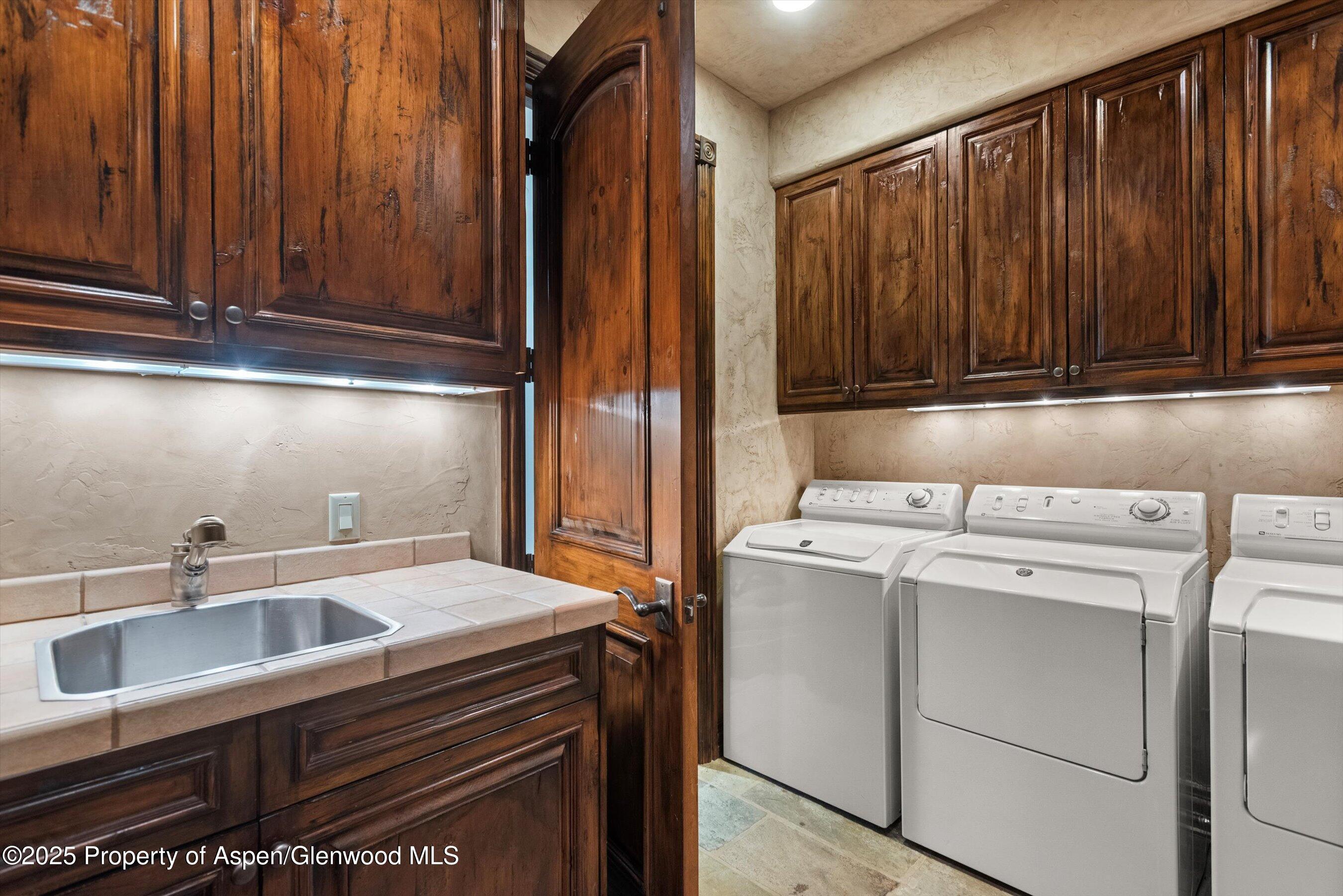 81 Spruce Ridge Lane Snowmass Village, CO 81615 - Photo 37 of 49 Laundry