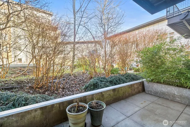 $315,000 | 15100 6th Avenue Southwest, Unit 312, Burien, WA 98166