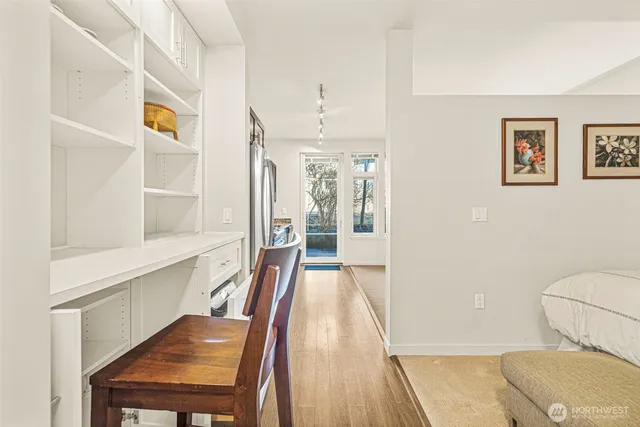 $315,000 | 15100 6th Avenue Southwest, Unit 312, Burien, WA 98166