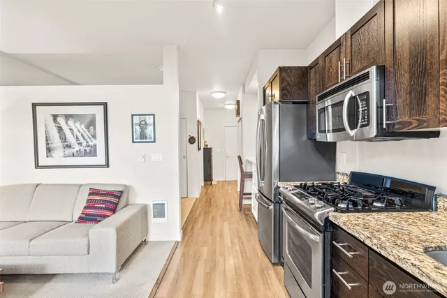 $315,000 | 15100 6th Avenue Southwest, Unit 312, Burien, WA 98166