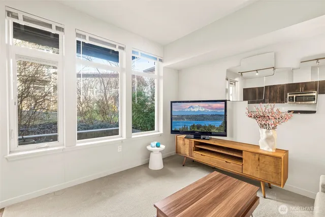 $315,000 | 15100 6th Avenue Southwest, Unit 312, Burien, WA 98166