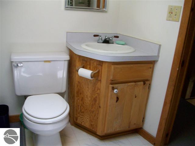 14453 Springdale Road Thompsonville, MI 49683 - Photo 20 of 28 1736101-19.JPG