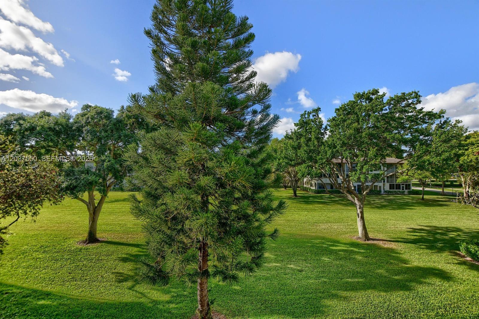 161 Mansfield D, Unit 161 Boca Raton, FL 33434 - Photo 2 of 11