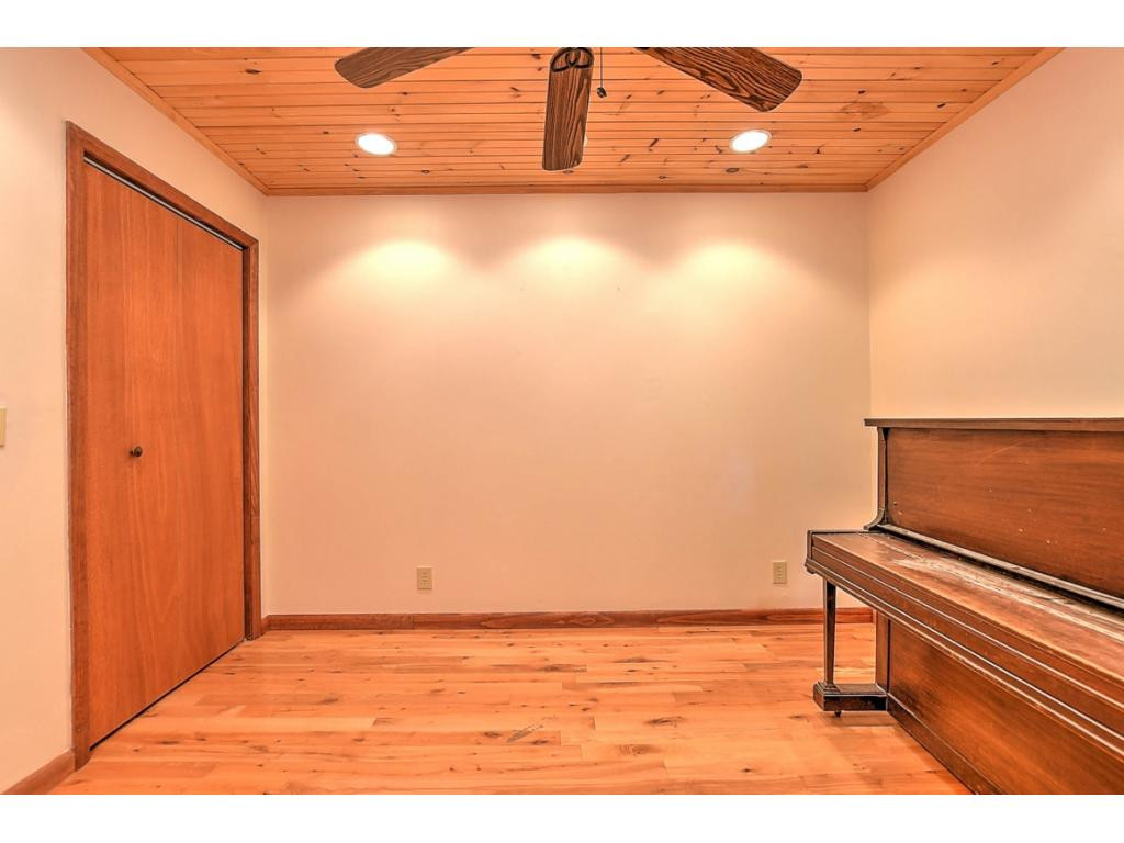 179 Shiloh Road Butler, TN 37640 - Photo 15 of 29 Photo 15