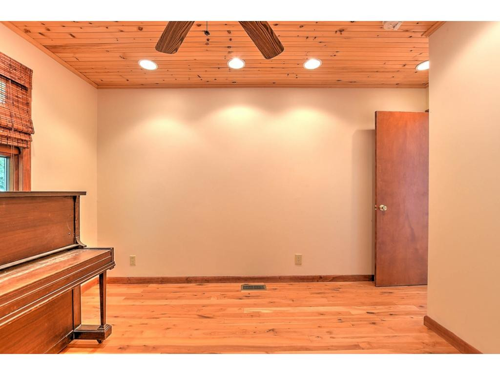 179 Shiloh Road Butler, TN 37640 - Photo 17 of 29 Photo 17