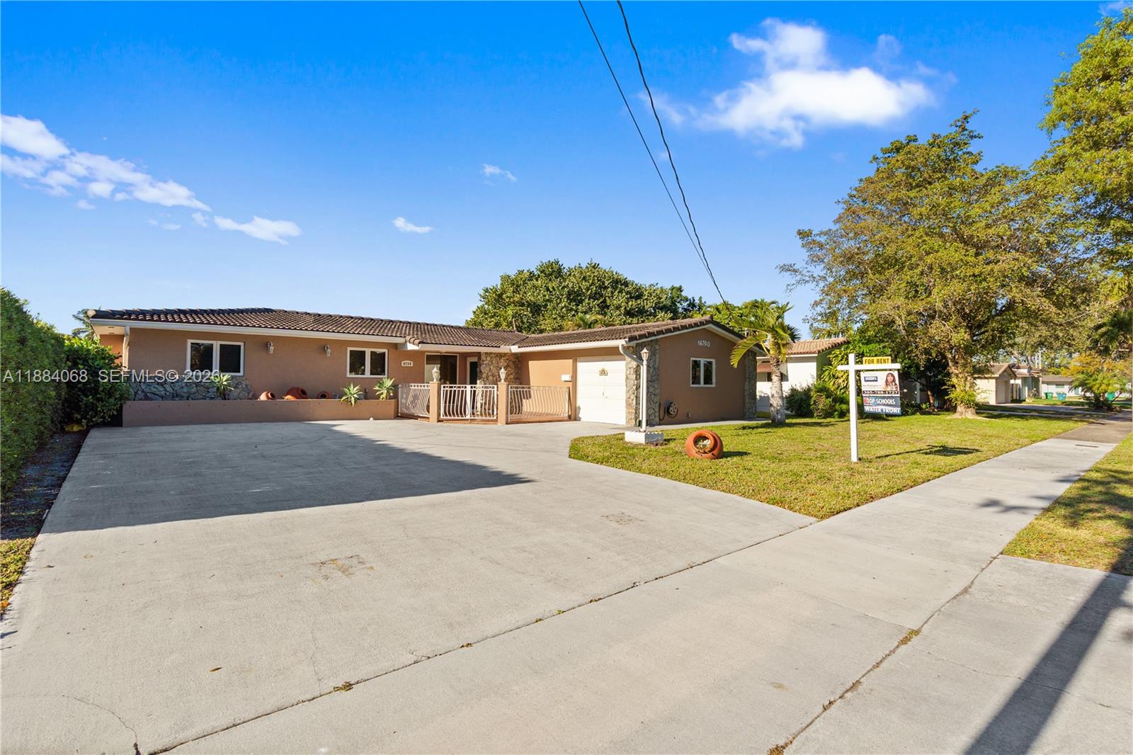 a front view of house with yard