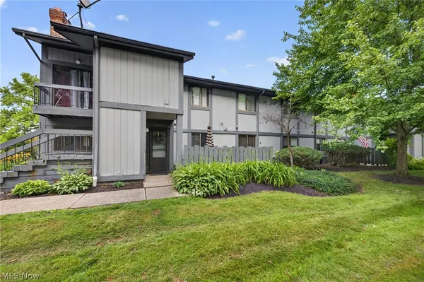 $142,000 | 7060 Bristlewood Drive West, Unit 3D, Painesville, OH 44077