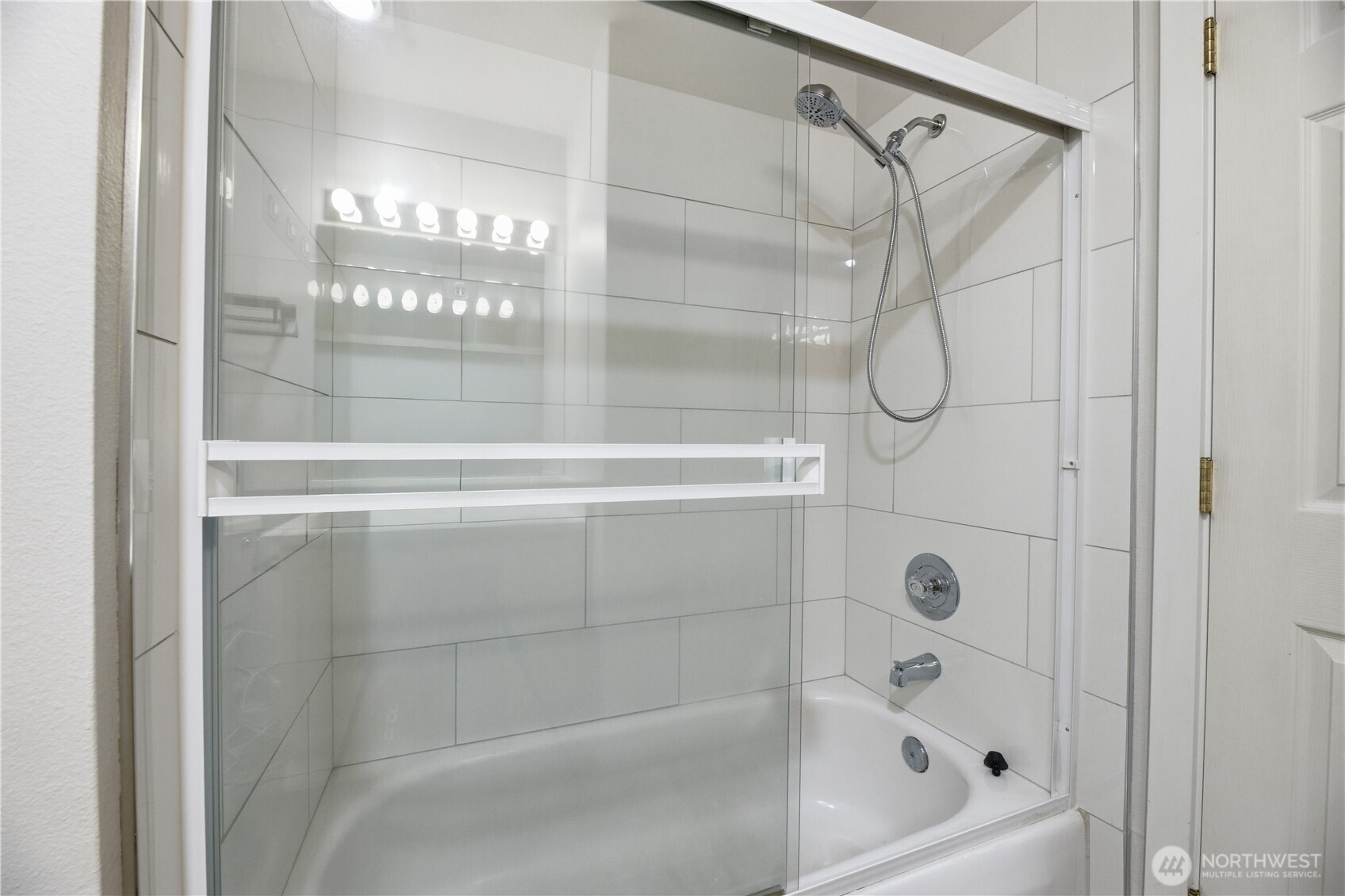 15340 Macadam Road South, Unit B206 Tukwila, WA 98188 - Photo 13 of 29 a bathroom with a shower