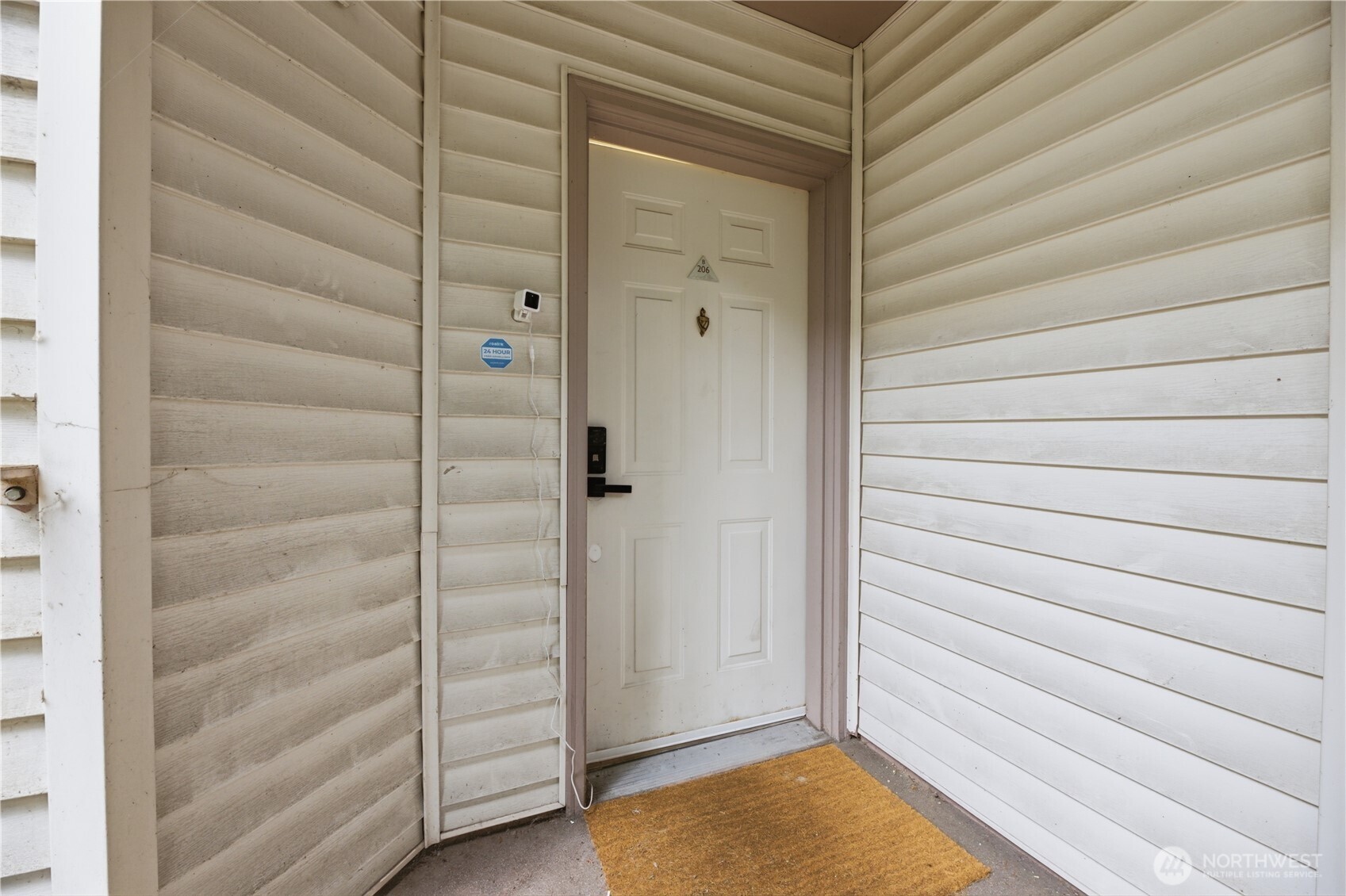 15340 Macadam Road South, Unit B206 Tukwila, WA 98188 - Photo 2 of 29