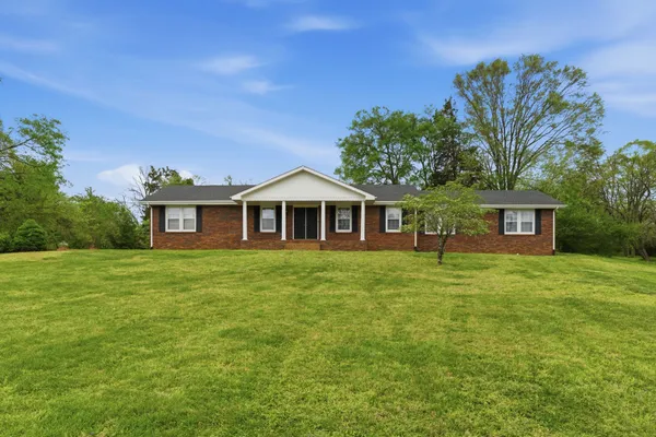 $3,100 | 124 Country Club Drive, Hendersonville, TN 37075