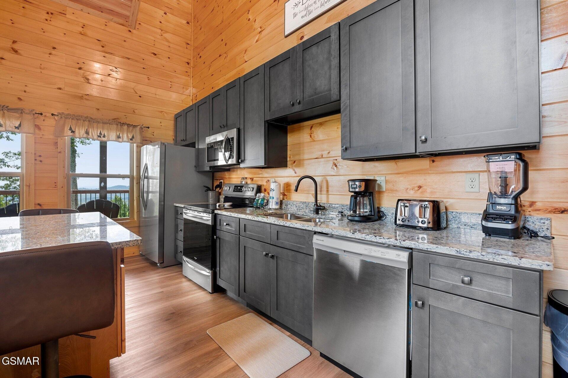 1909 Rhododendron Lane Sevierville, TN 37876 - Photo 6 of 26 Gallery Image 6