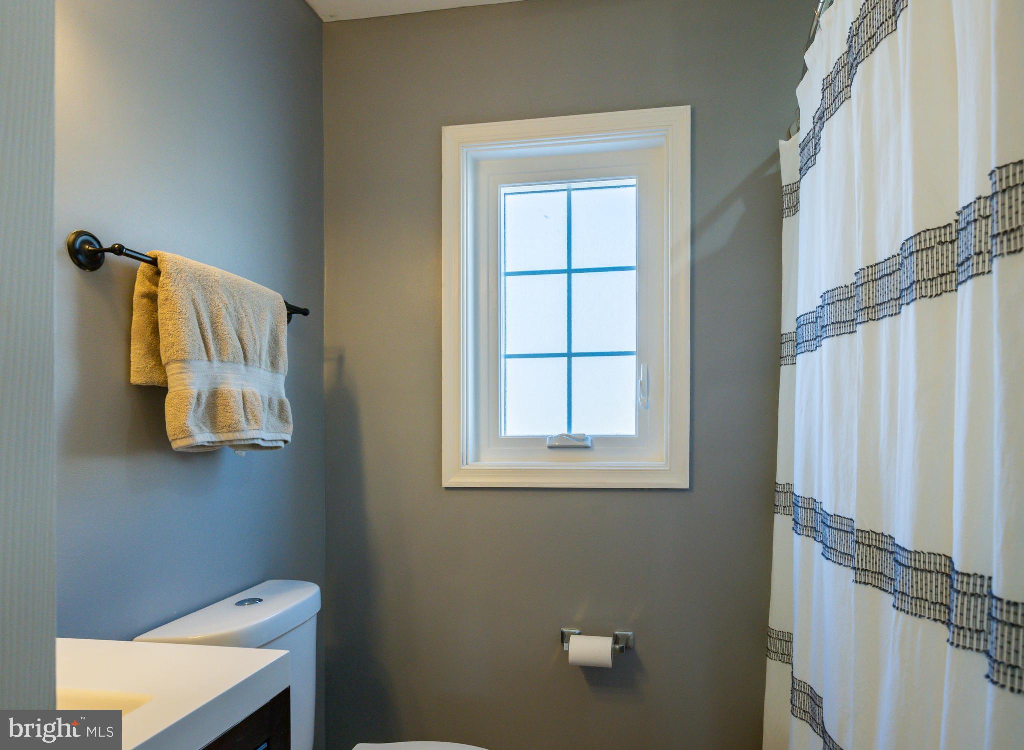25 Langoma Road Elverson, PA 19520 - Photo 28 of 41 Full bath near bedrooms