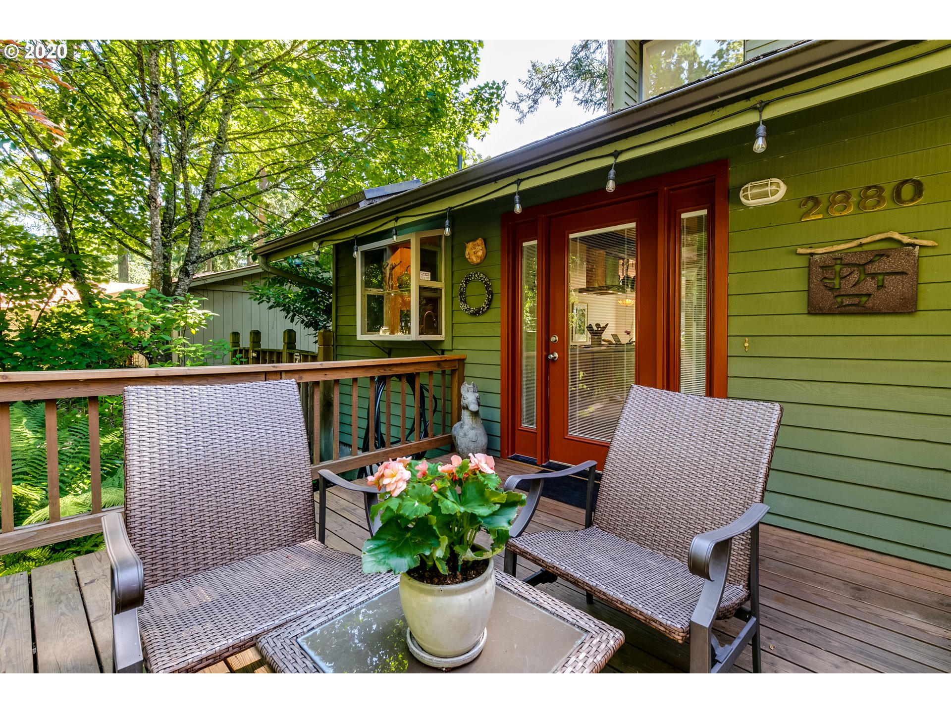 2880 Spring Boulevard Eugene, OR 97403 - Photo 2 of 32 Gallery Image 2