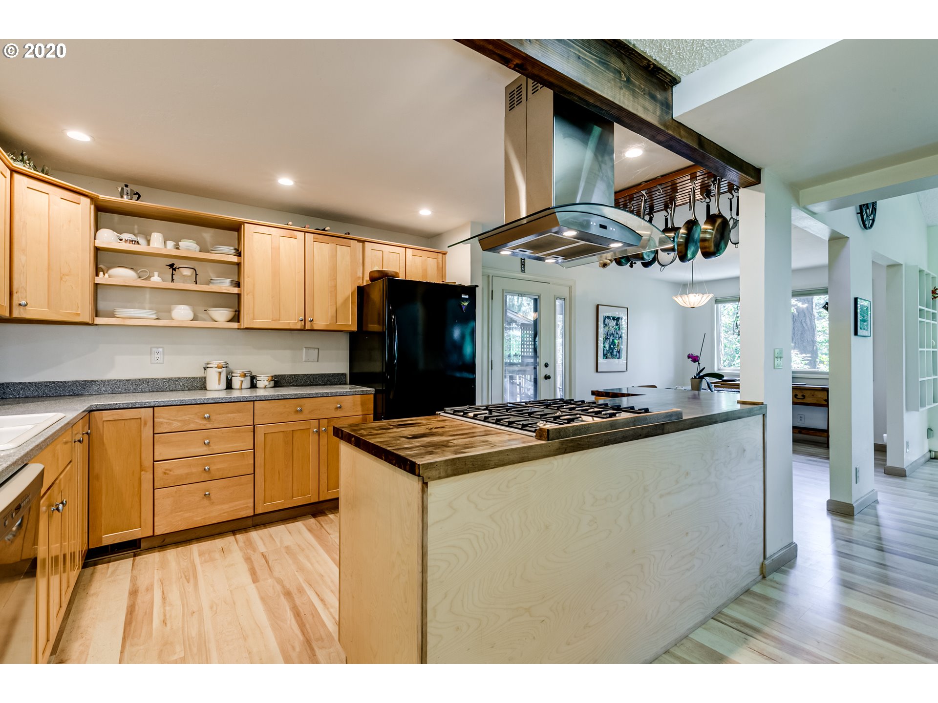 2880 Spring Boulevard Eugene, OR 97403 - Photo 11 of 32 Gallery Image 11