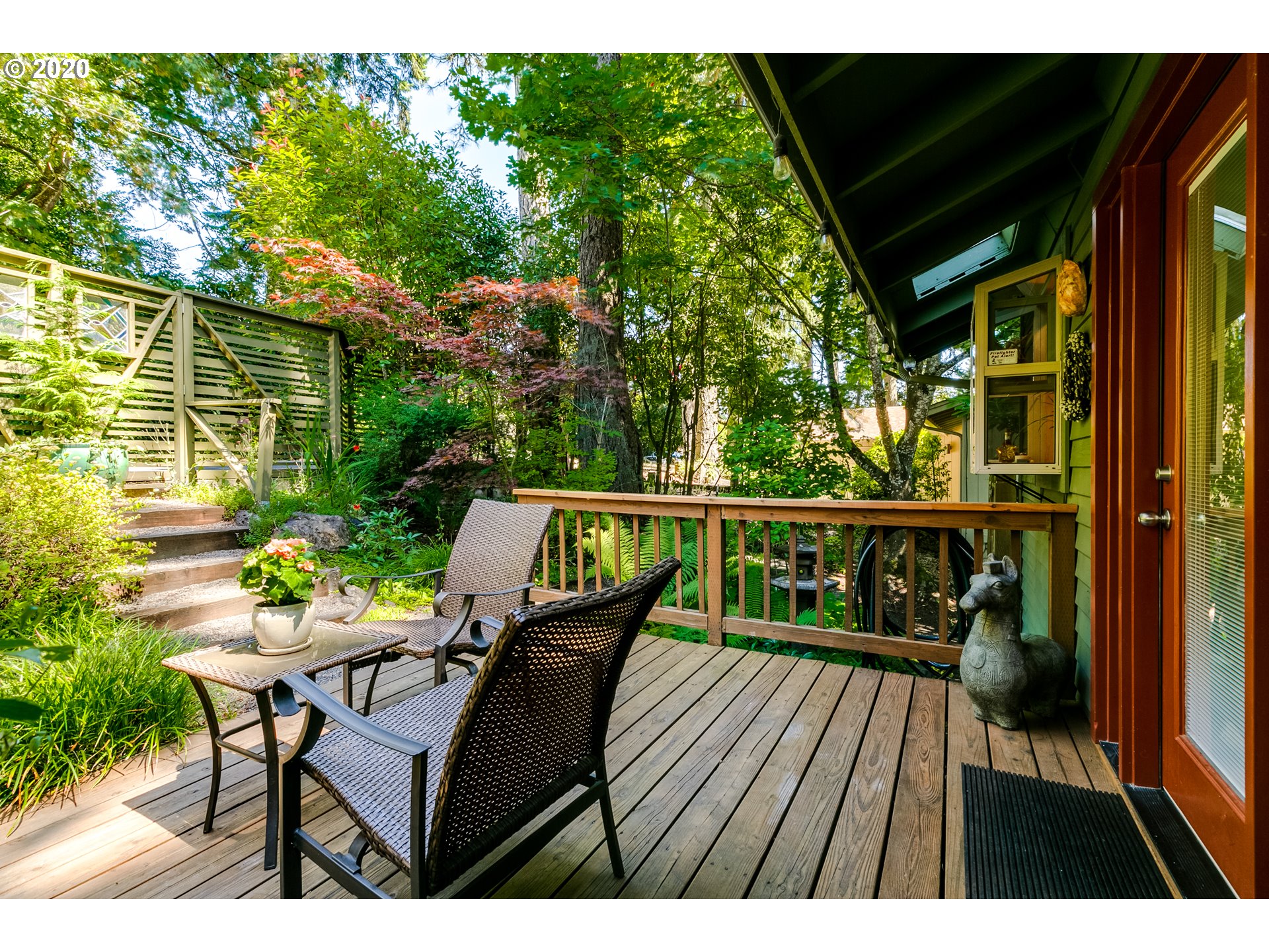 2880 Spring Boulevard Eugene, OR 97403 - Photo 3 of 32 Gallery Image 3