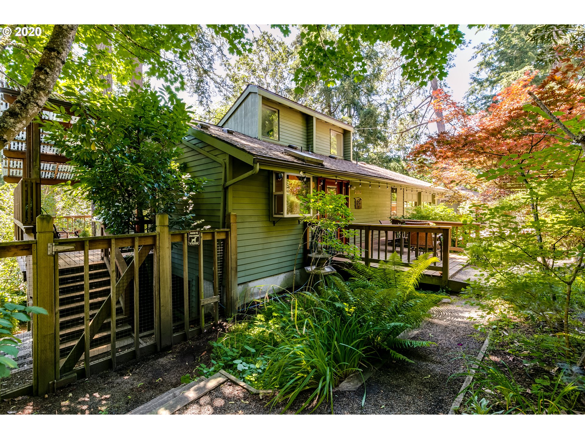 2880 Spring Boulevard Eugene, OR 97403 - Photo 5 of 32 Gallery Image 5