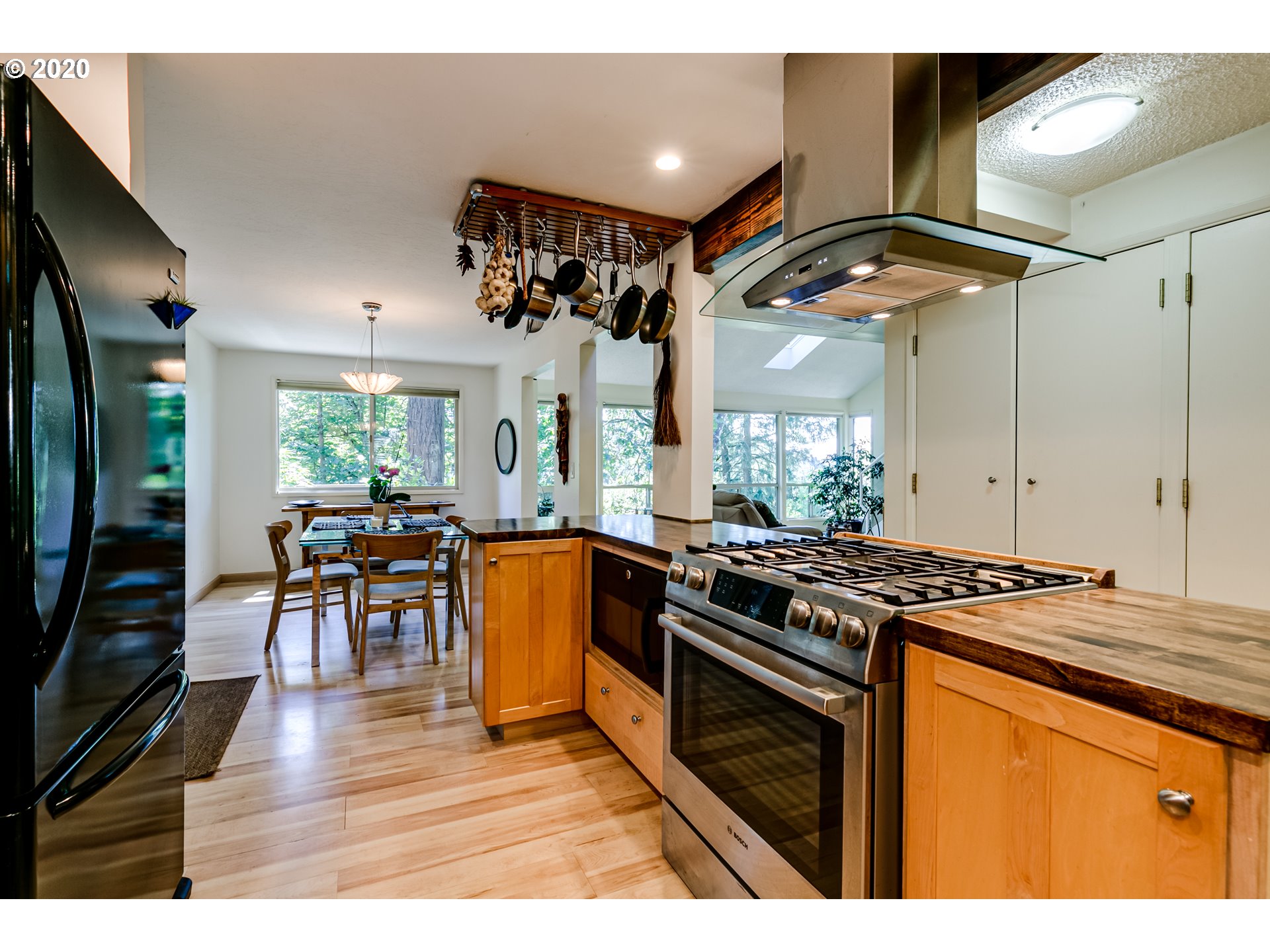 2880 Spring Boulevard Eugene, OR 97403 - Photo 10 of 32 Gallery Image 10