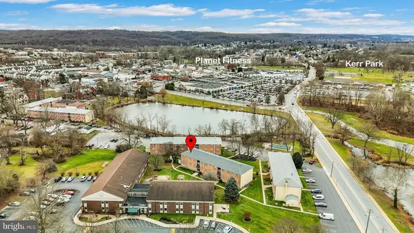 $1,350 | 335 East Lancaster Avenue, Unit E20, Downingtown, PA 19335