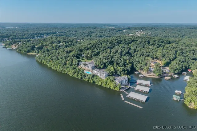 $319,000 | 288 Windsor Bay Drive, Unit 2B, Camdenton, MO 65020