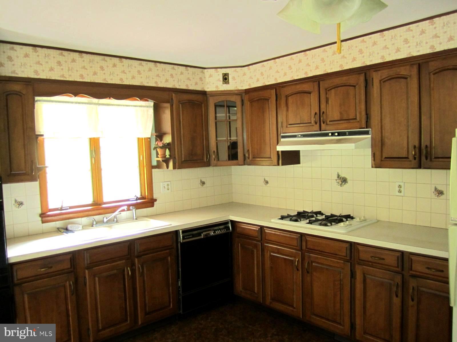 1219 Nissley Road Lancaster, PA 17601 - Photo 14 of 22 Gallery Image 14