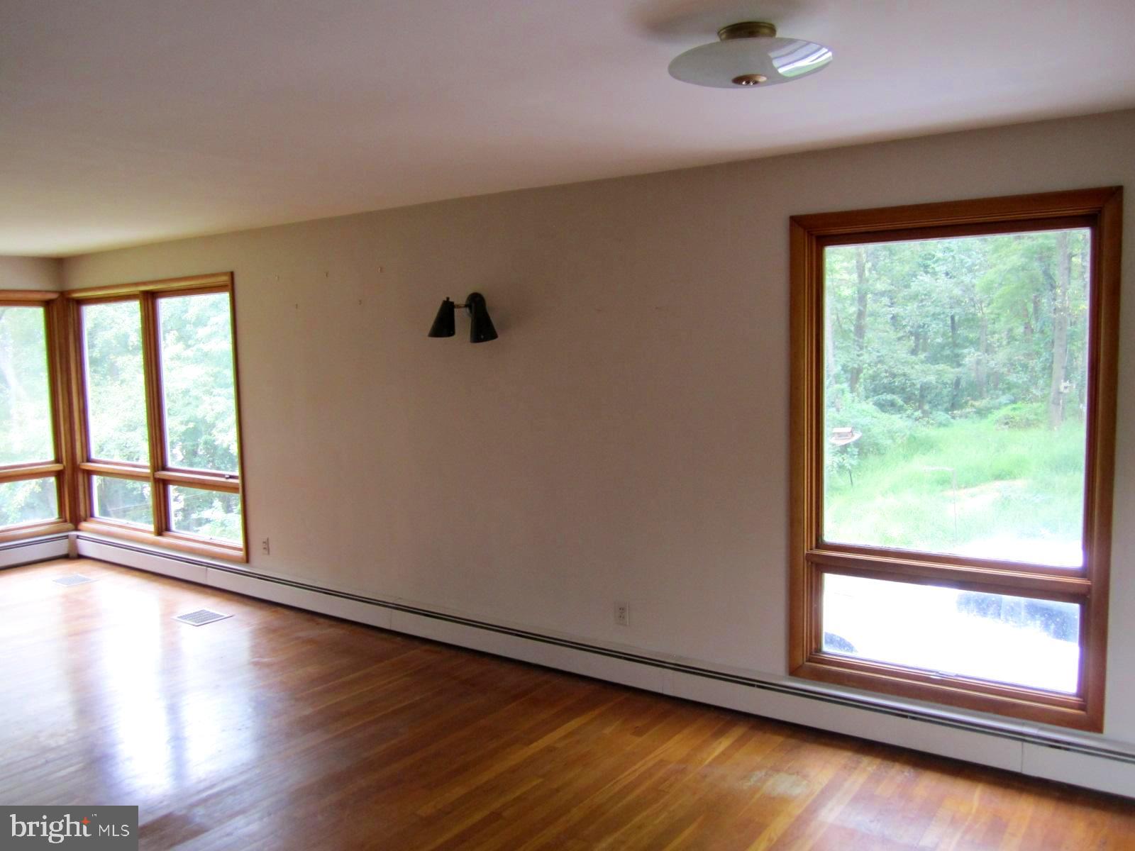 1219 Nissley Road Lancaster, PA 17601 - Photo 7 of 22 Gallery Image 7