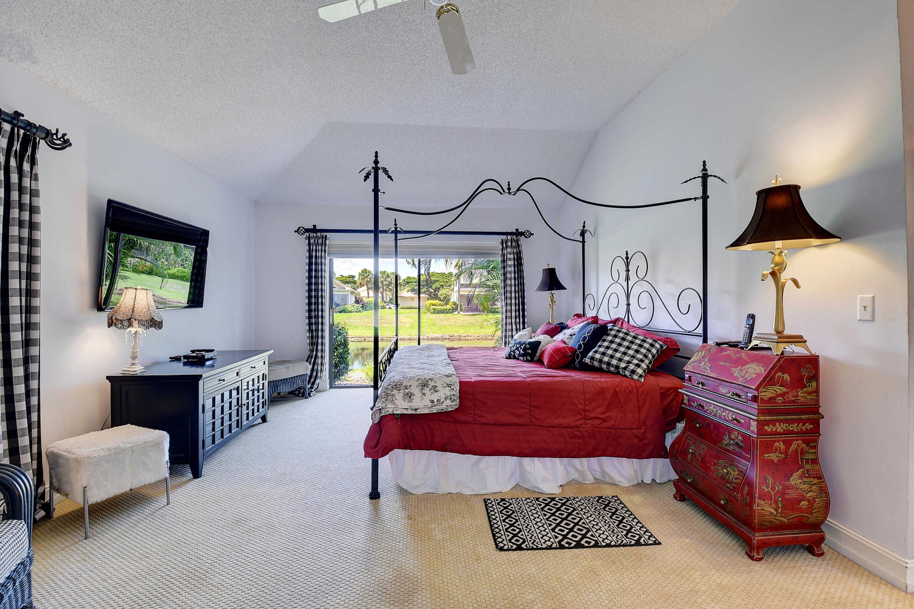20065 Waters Edge Drive, Unit 102 Boca Raton, FL 33434 - Photo 22 of 85 4 (26)