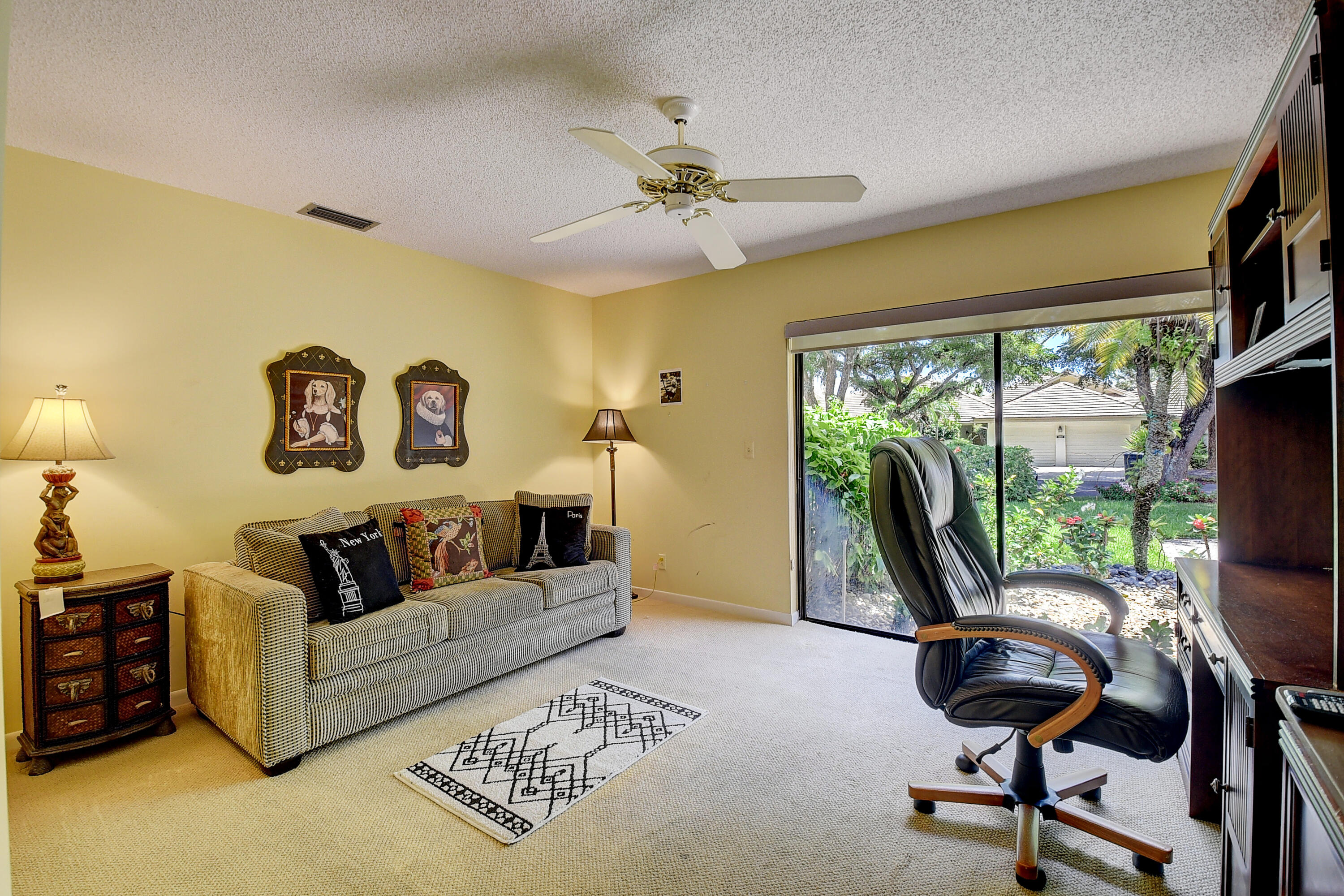 20065 Waters Edge Drive, Unit 102 Boca Raton, FL 33434 - Photo 29 of 85 4 (33)
