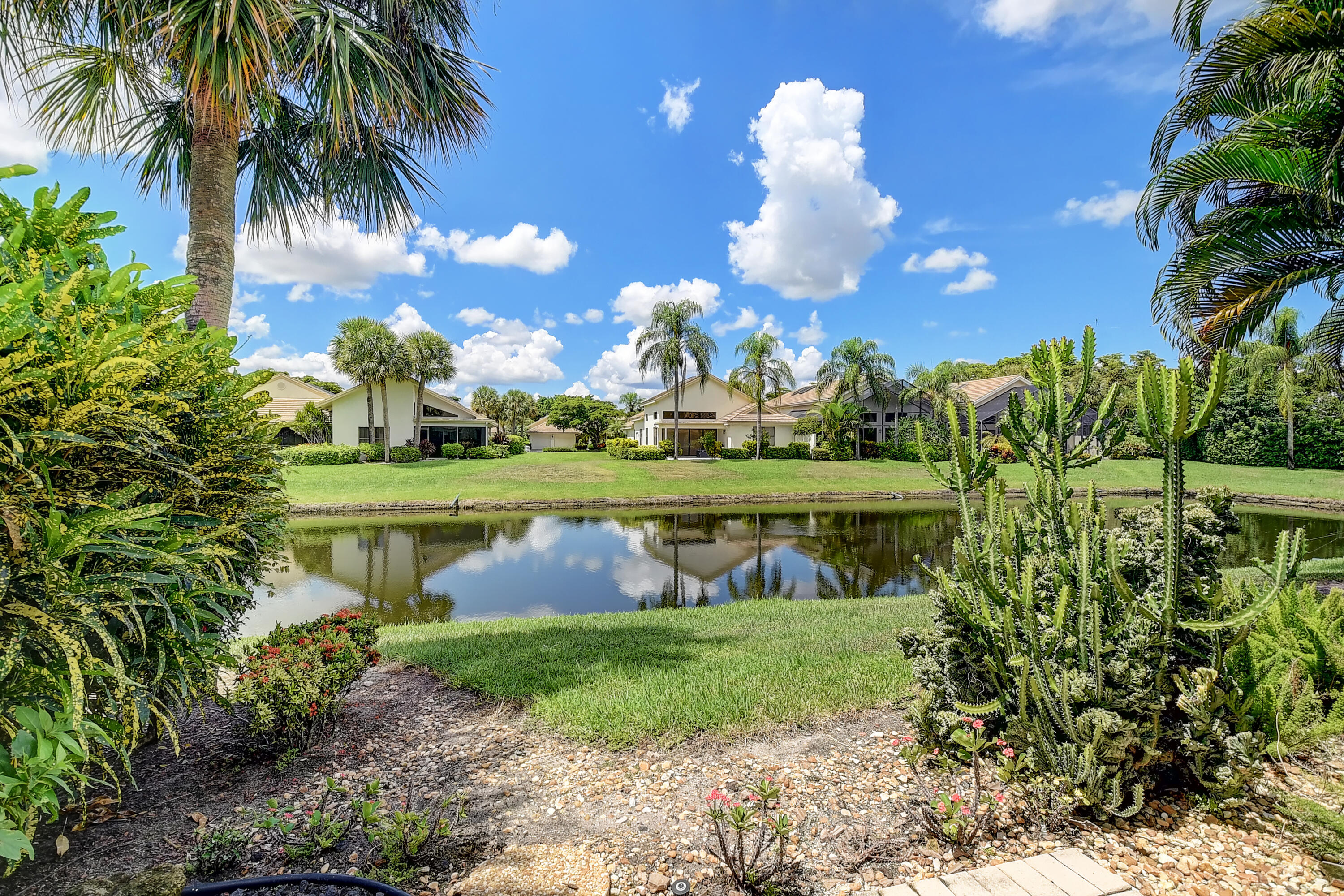 20065 Waters Edge Drive, Unit 102 Boca Raton, FL 33434 - Photo 32 of 85 4 (15)