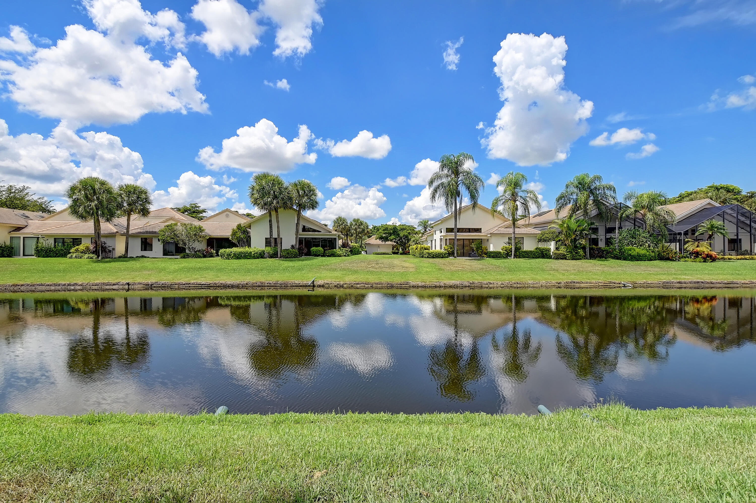 20065 Waters Edge Drive, Unit 102 Boca Raton, FL 33434 - Photo 33 of 85 4 (17)